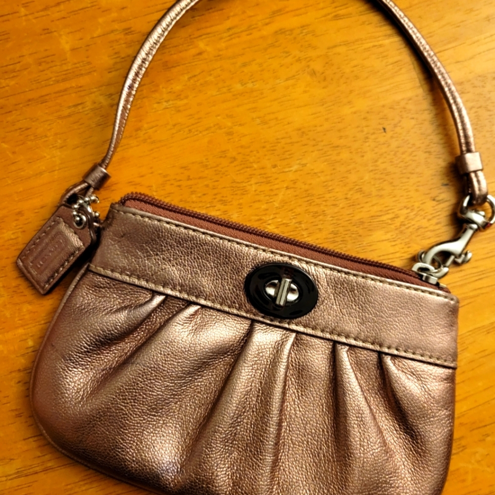 Wristlet COACH